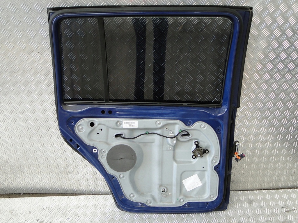 фото №15, Двері задня vw touran 1t 1t0 lift ll5m cena za 1 штука