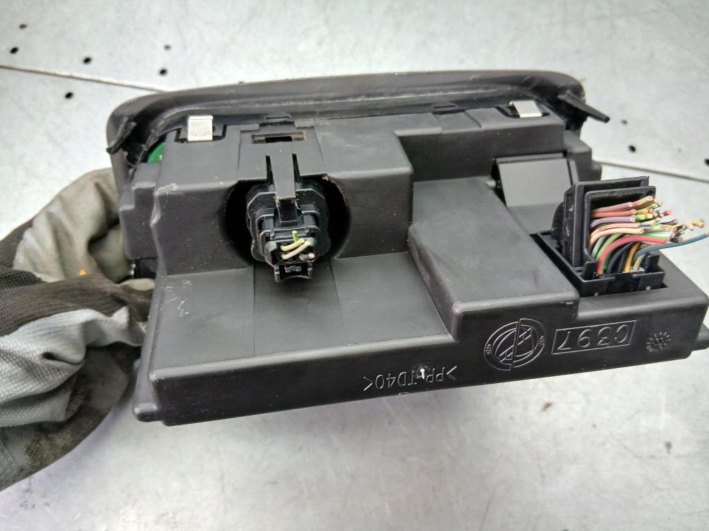 фото №5, Панель обдув alfa romeo 147 1.9jtd 03r 07353309240