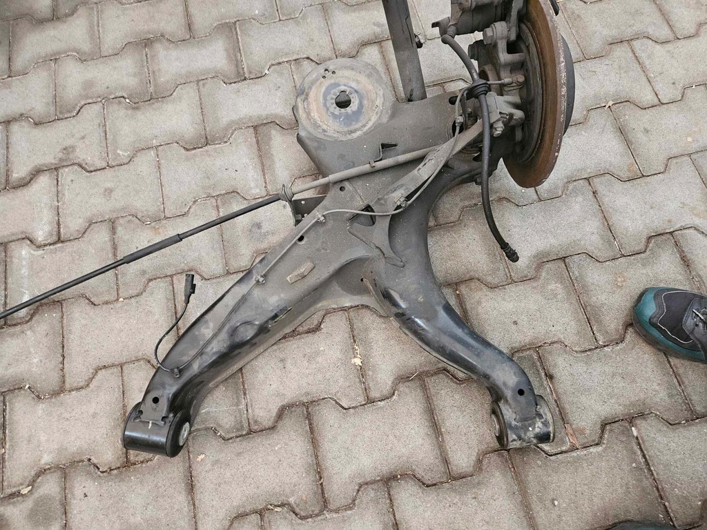 фото №6, Важіль поворотний кулак задня права mercedes w447 a4473570006, a4473570206