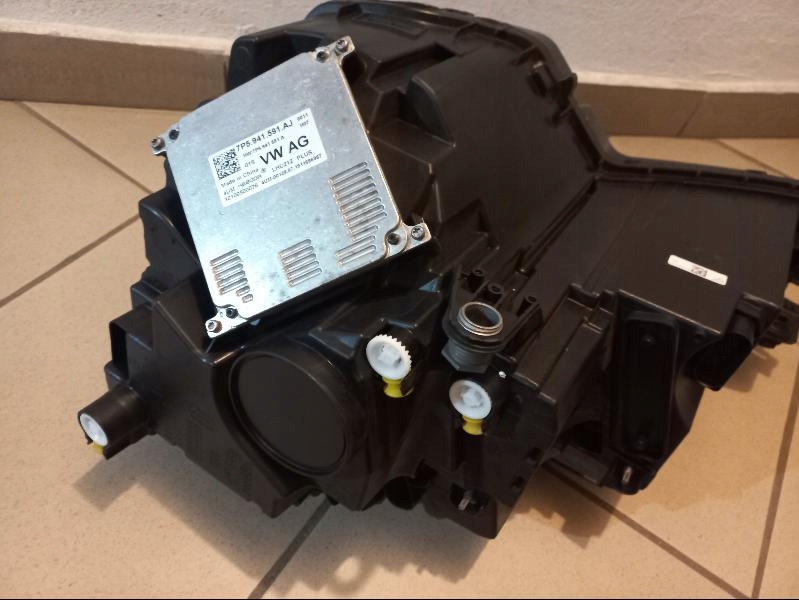 фото №11, Skoda karoq full led лампа передня перед права