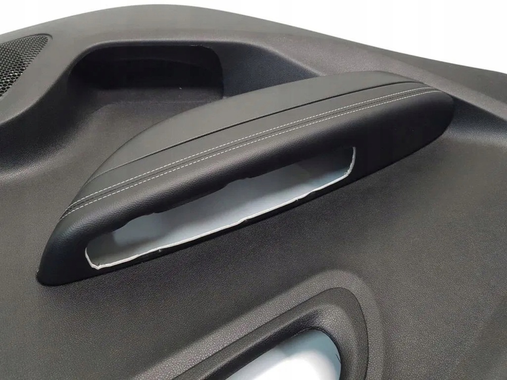 фото №3, Обшивка дверь левый задняя renault kadjar lift