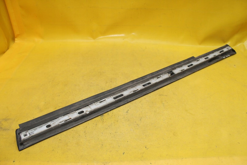 фото №11, Молдинг двері лівий перед нижня s6 c6