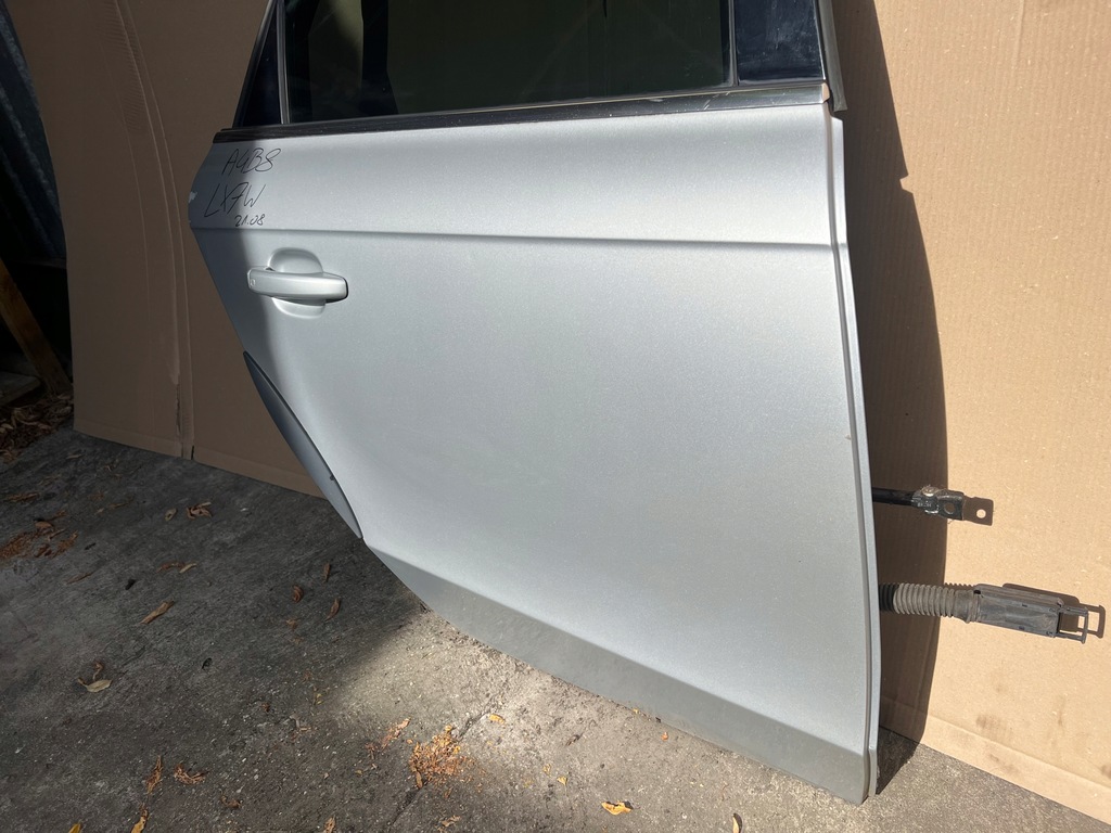 фото №6, Audi a4 b8 lift avant kombi allroad дверь правое задние правый задняя lx7w