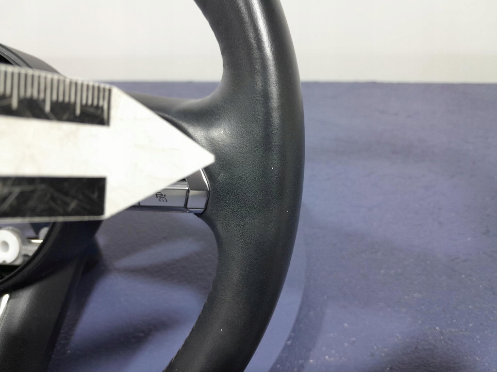 Mazda 3 iv bp 19- повітропровід підігрів мультифункція 6412813 Ціна