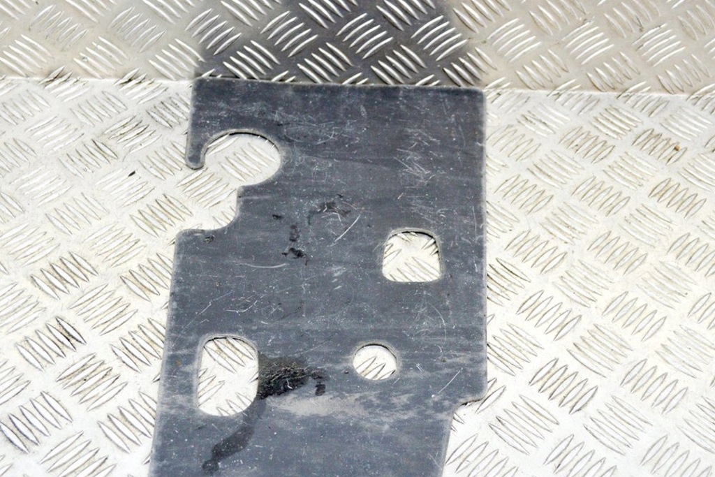 фото №5, Audi sq7 4m задний правый амортизатор звука ниша колеса запасного 4m0864604