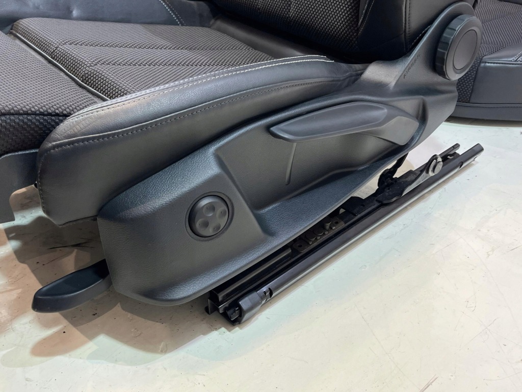 Сидіння заднє сидіння комплект audi a4 b9 sedan s-line skóra-materiał Зі Шроту