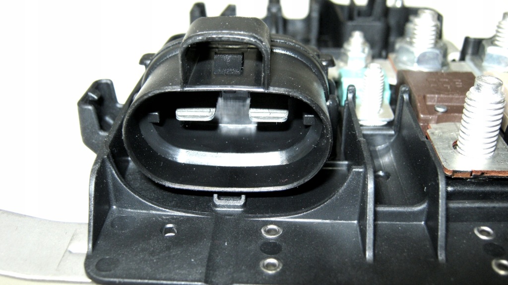 Оригінальний номер renault клема акумулятор плюсова renault master 3 2.3 dci Київ