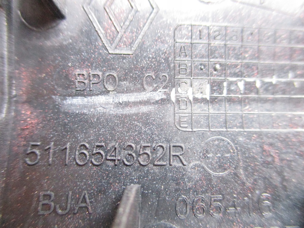 фото №3, Заглушка фаркоп бампера задняя renault clio v 511654352r