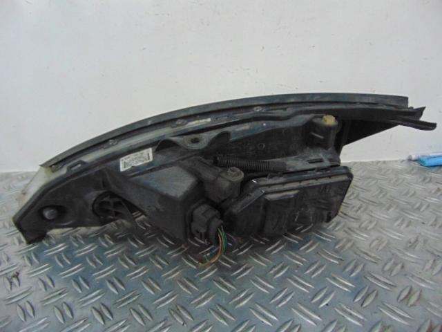 фото №2, Ford focus фара правий