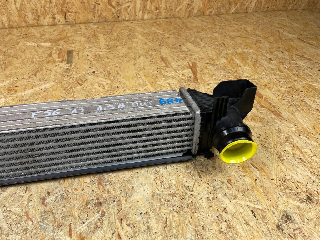 Радіатор повітря інтеркулер bmw f39 f40 f45 f46 f48 f55 f56 f60 7617597 Доставка