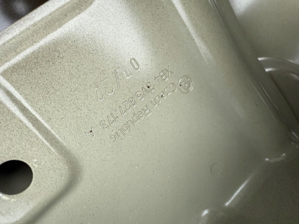 фото №7, Крышка багажника багажника задняя задняя skoda superb iii 3 3v 3v5 sedan hb 2019- lift fl