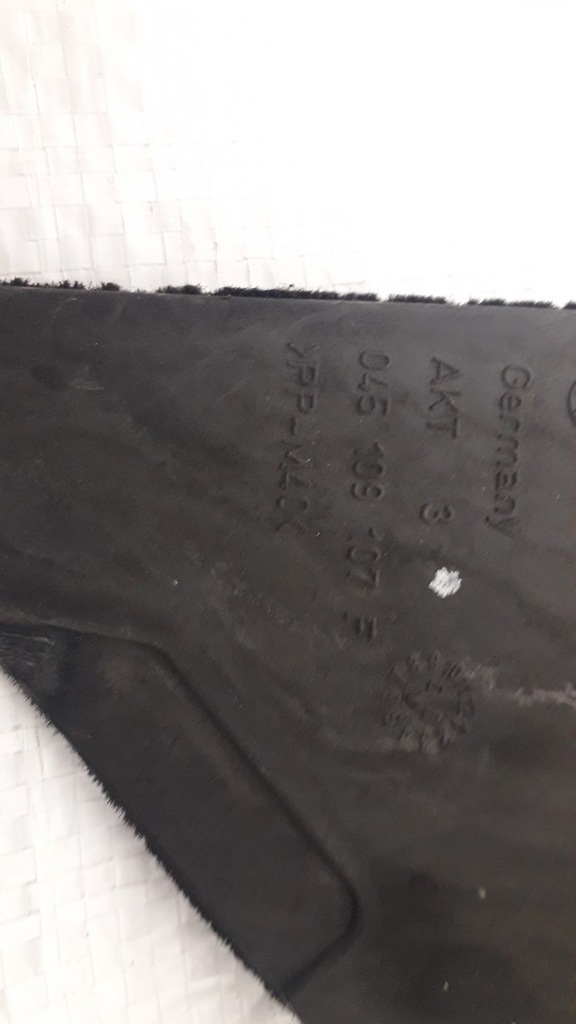 фото №7, Корпус распределительного вала 045109107f 1.9tdi leon octavia