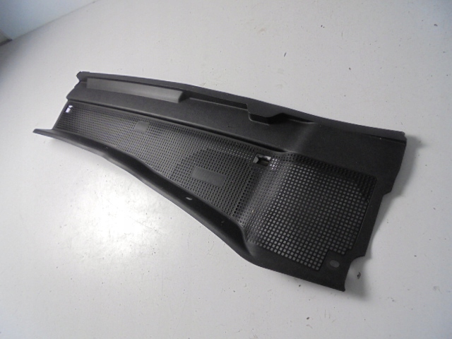 фото №1, Жабо левая jaguar e-pace 2017-