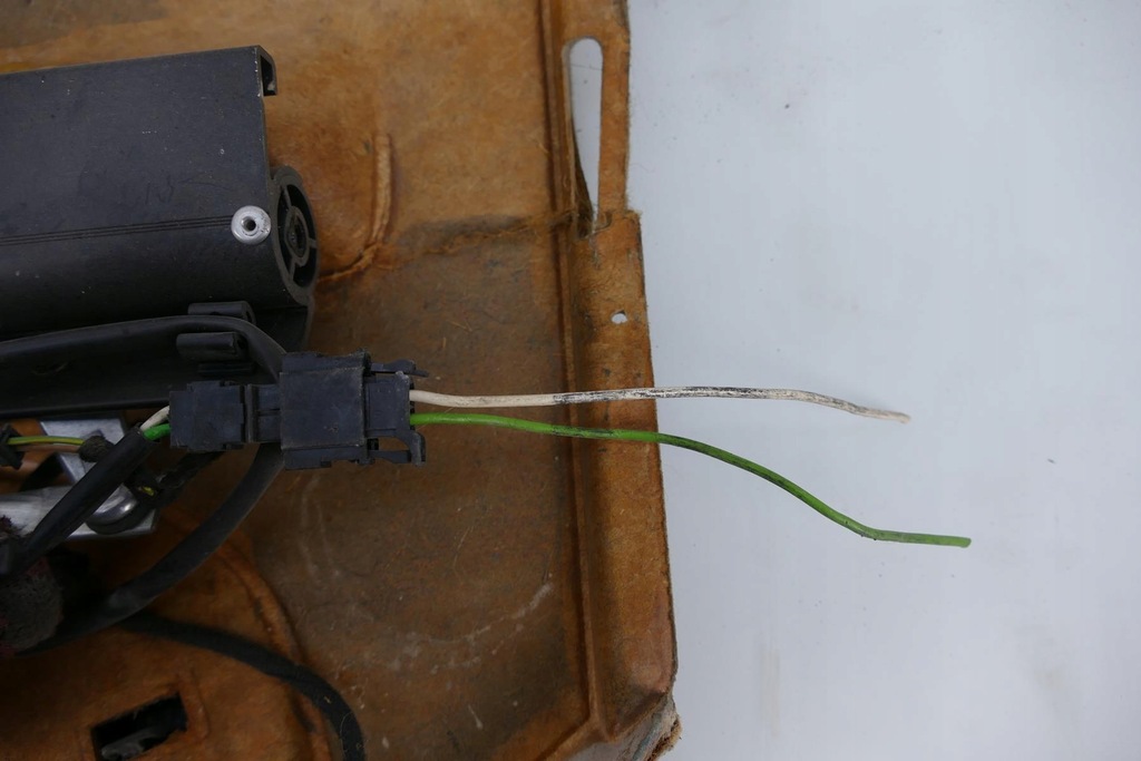 фото №11, Mercedes s w220 полка задняя задняя a2206940142