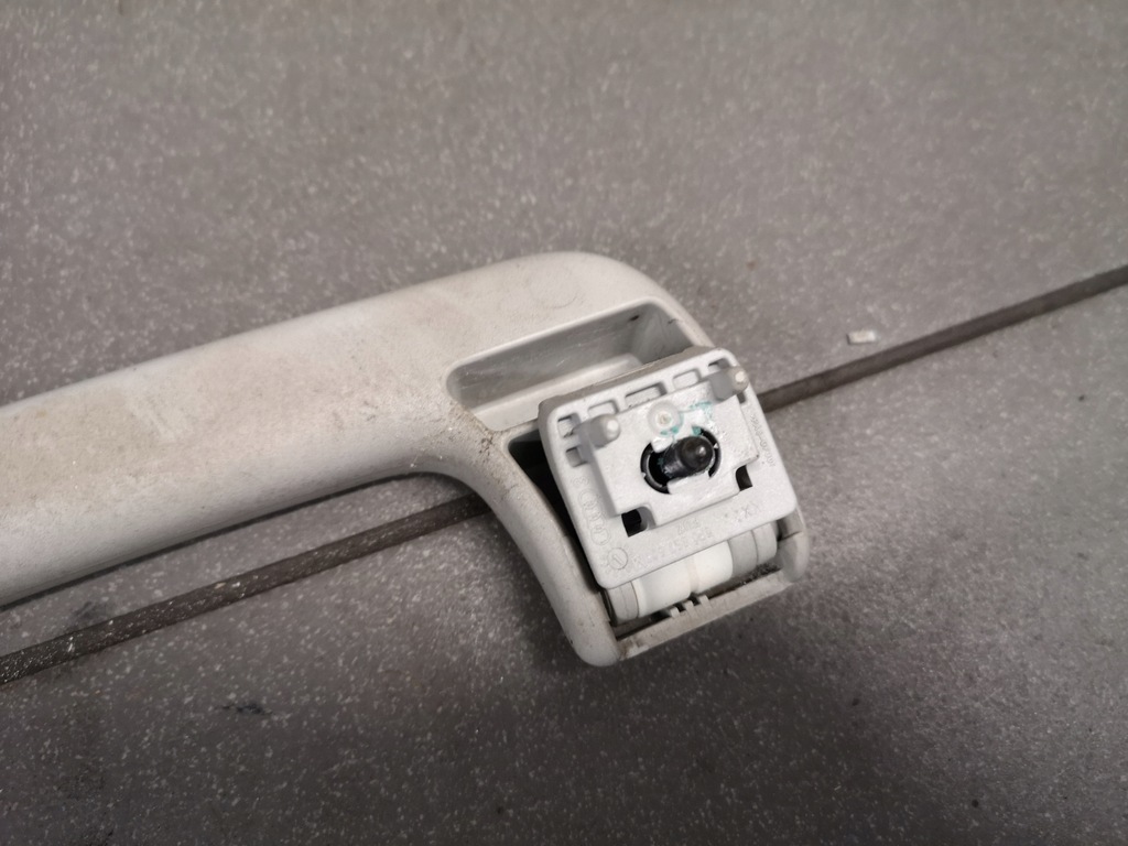 фото №5, Ручка стельовий audi a6 c6 8p0857607m