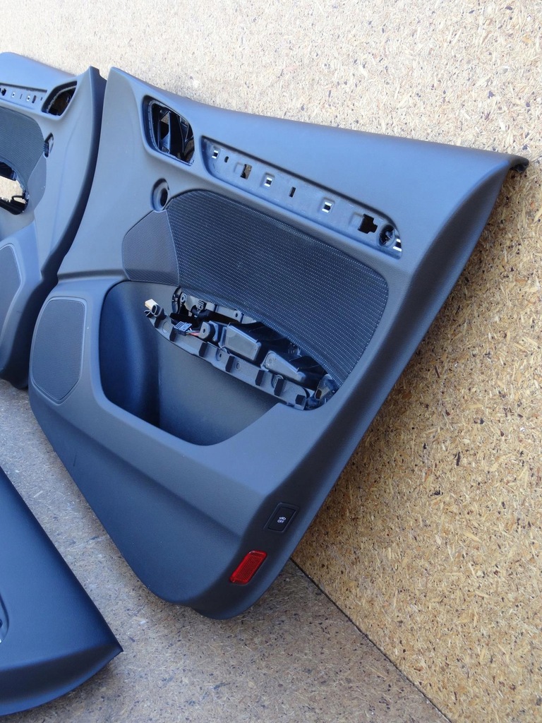 фото №15, Audi q3 8u s-line 11-18 обивка сиденья заднее сиденье кожа материал комплект