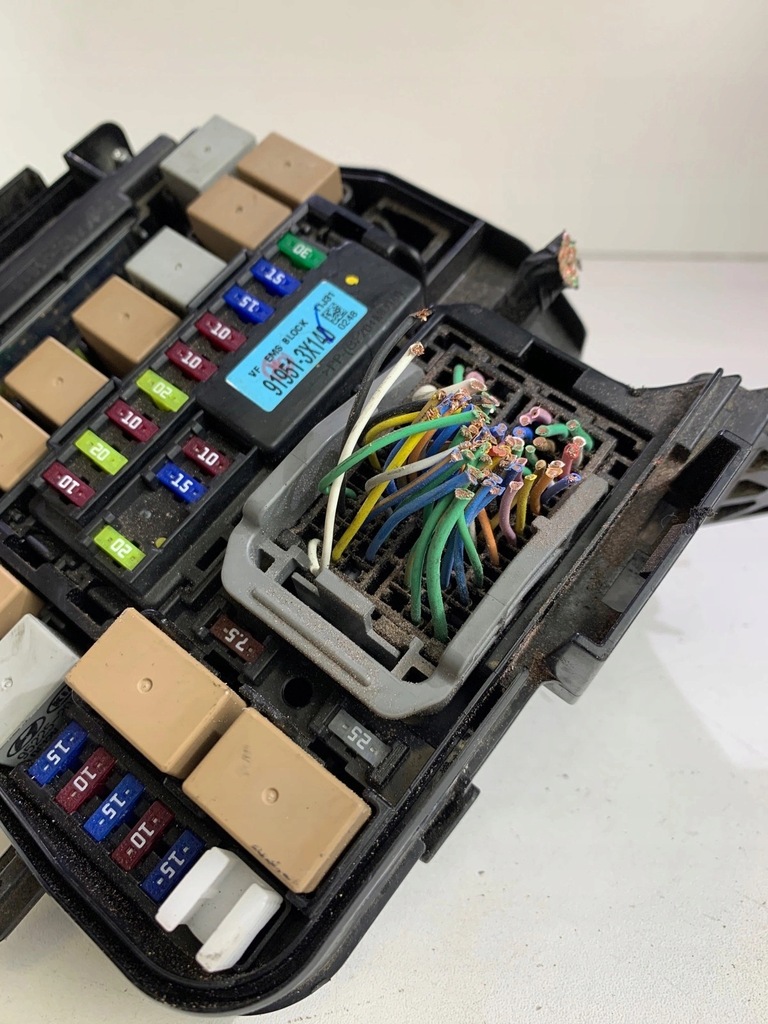 фото №8, Коробка запобіжників hyundai i40