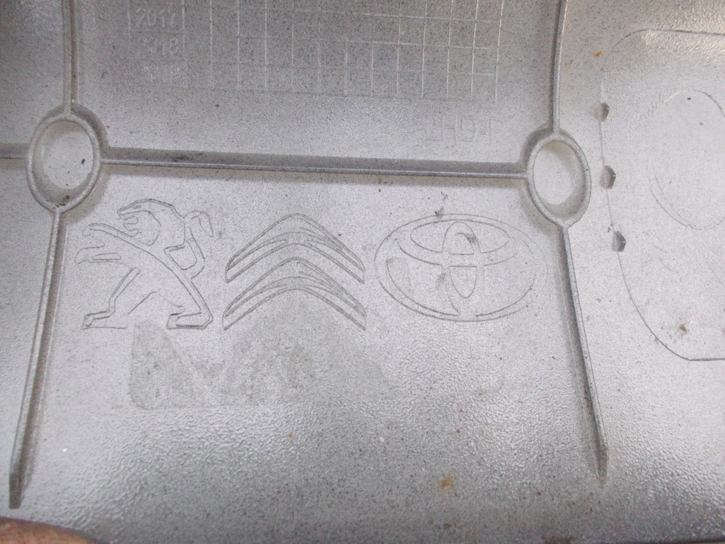 фото №10, Молдинг накладка консоли toyota aygo ii 108 55012-0h020