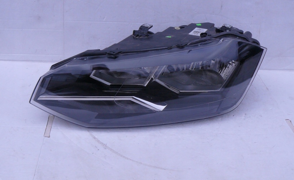 фото №1, Vw polo vi лампа передняя левая обычная