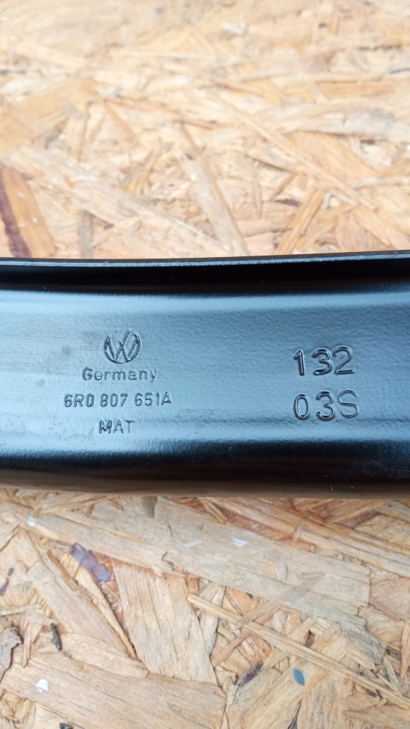 фото №9, Volkswagen оригинальный номер 6r0807651a балка бампера нижняя