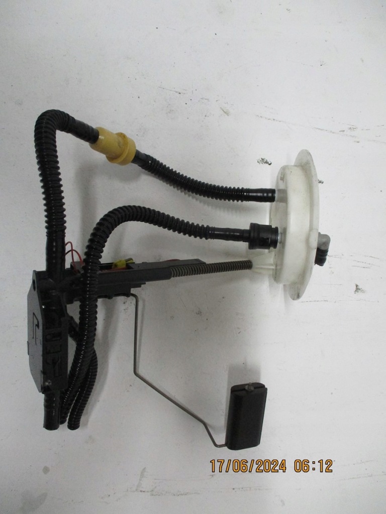 фото №1, Насос пального bmw 5 e60 3,0d 6765849