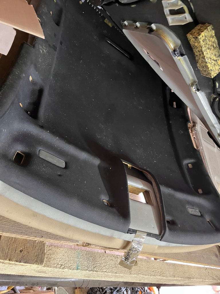 фото №1, Audi a6 c6 sedan потолок s-line