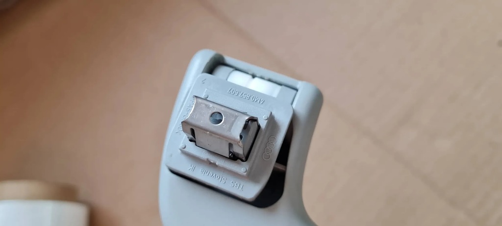 фото №5, A4 b9 8w ручка потолочный кронштейн левый задняя a5 8w