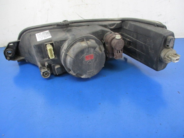 фото №3, Peugeot 306 lift лампа фара правый перед valeo