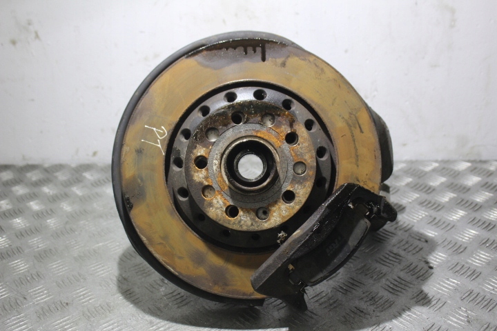 фото №1, Ступиця правий задня audi a8 d3 4.2 8v