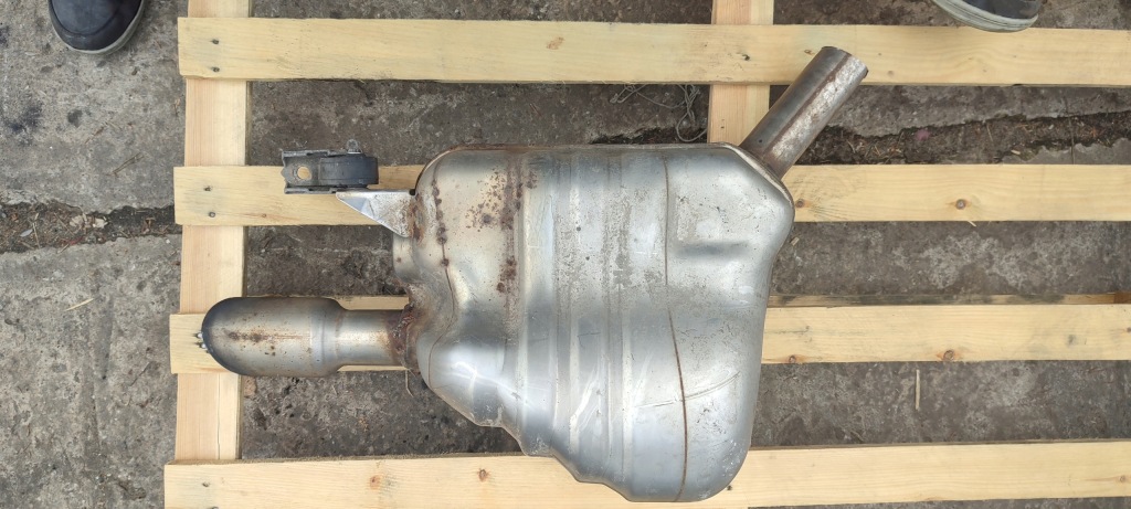 Выхлоп гаситель конечный audi a4 b8 8k0253611bb Недорого