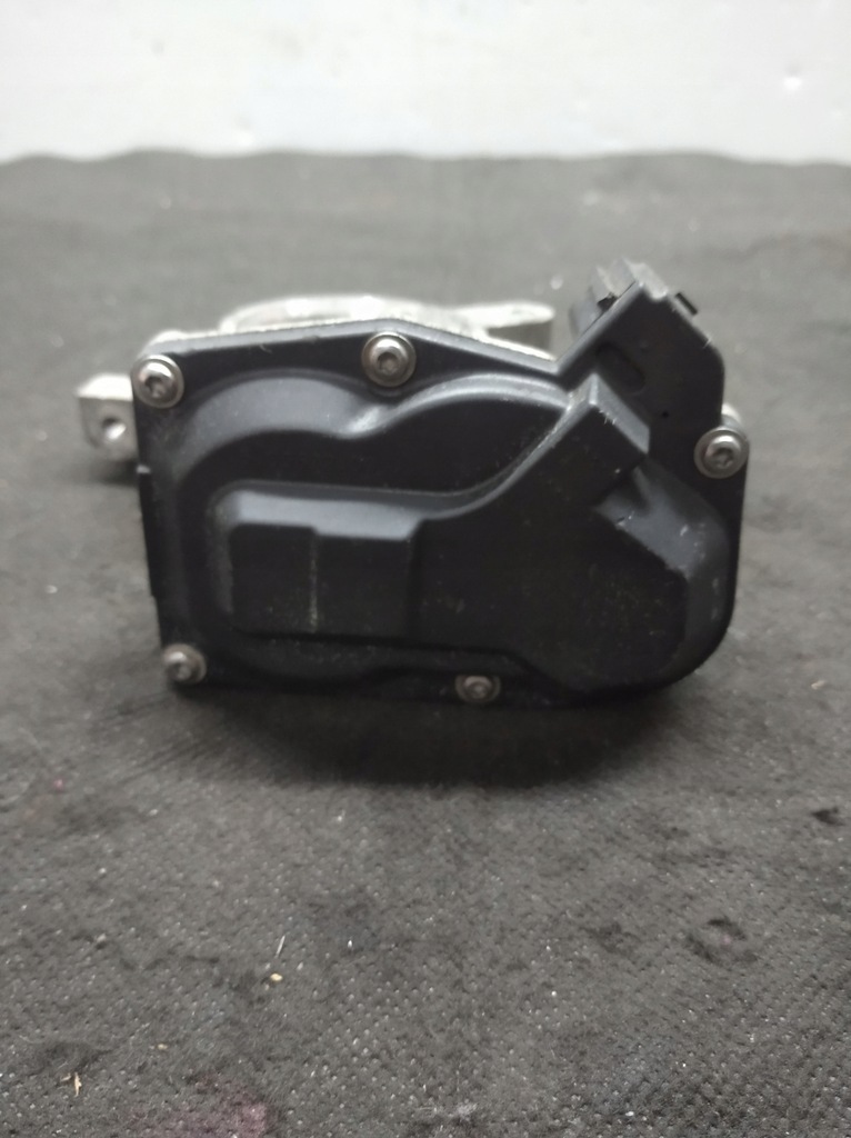 фото №1, Opel 1,3 cdti дроссельная заслонка