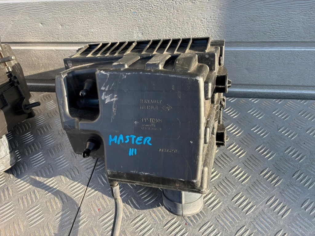 Renault master iii фільтр повітря корпус 165008632r Недорого