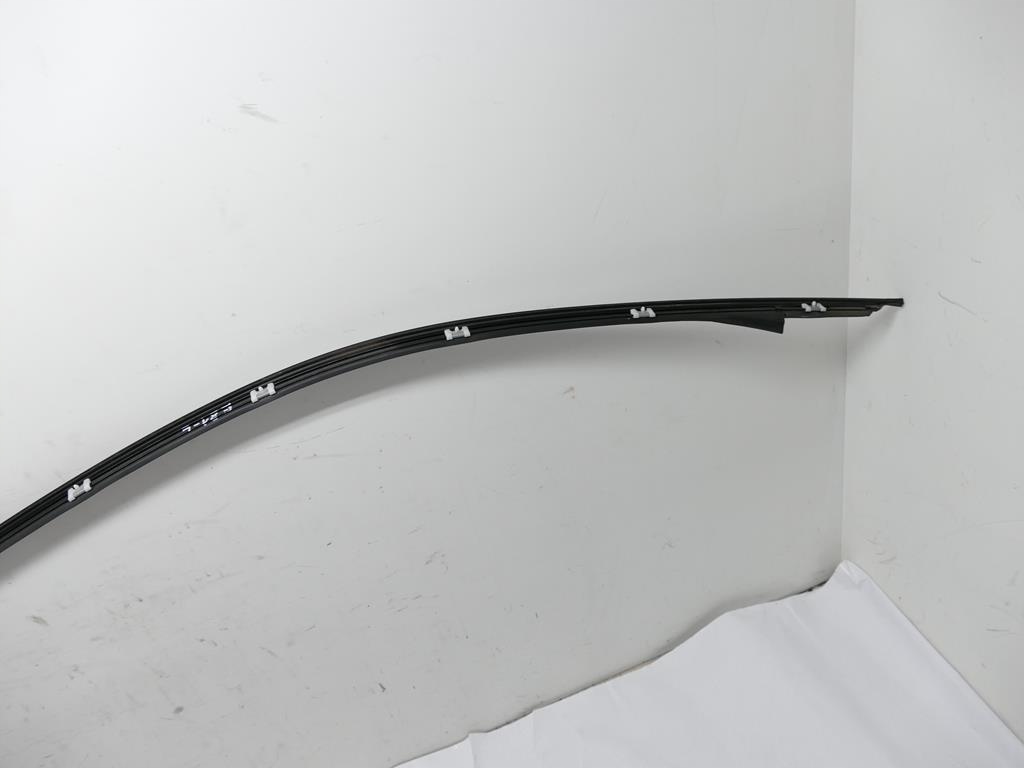 фото №9, Bmw 1 e81 m-pakiet молдинг кузовна czarna ліва