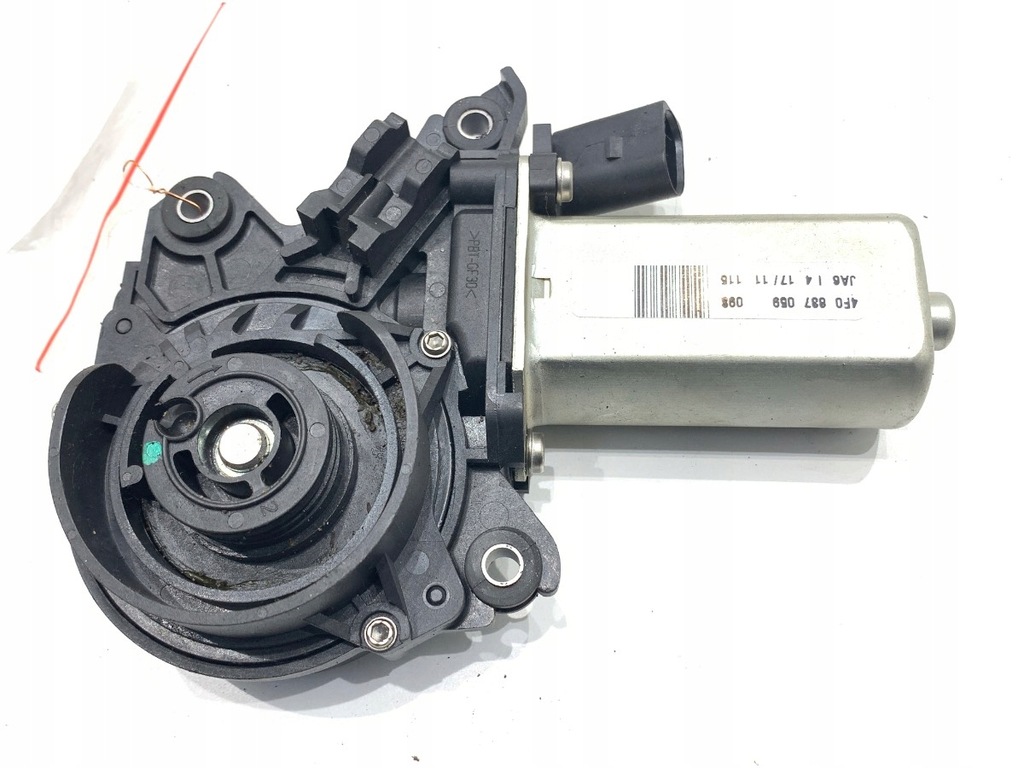 фото №1, Двигатель доводчик дверь audi a8 d4 4f0837059