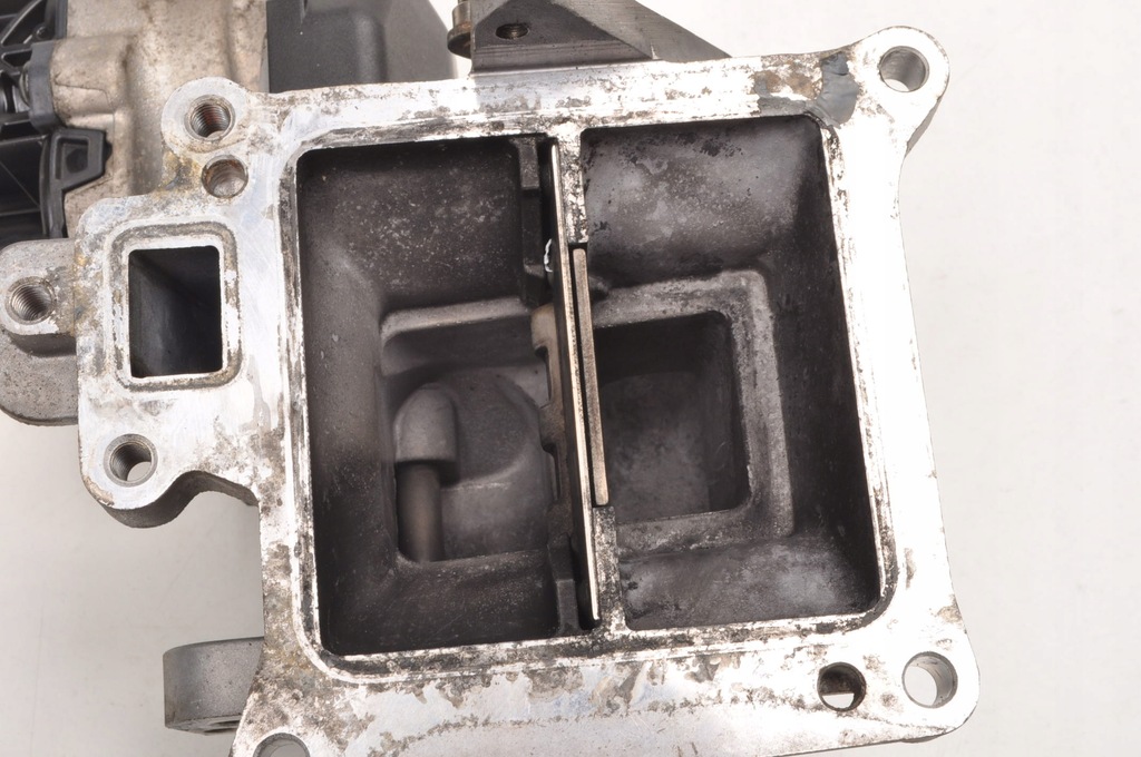 фото №9, Volvo xc90 ii xc60 s90 v90 d5 клапан egr 31439464