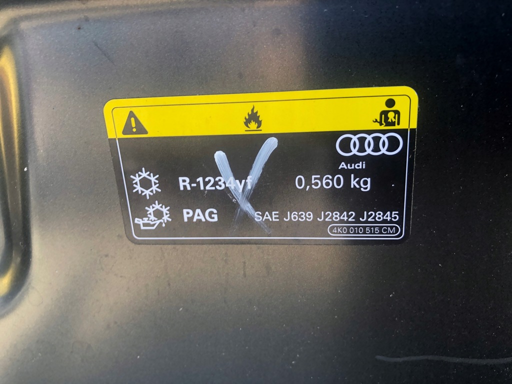 фото №8, Капот кришка двигуна audi a6 c8 4k 4k0 ladna