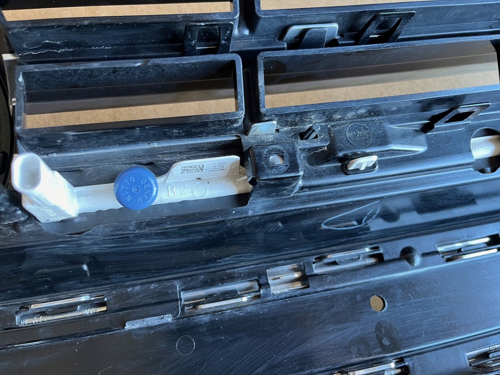 фото №13, Arteon r-line lift решітка радіатора перед led хром czarna