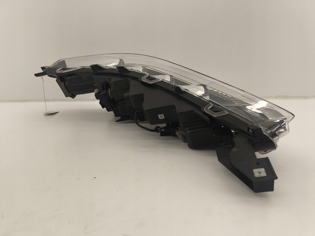 Фара левый перед full led toyota corolla cross Оригинал