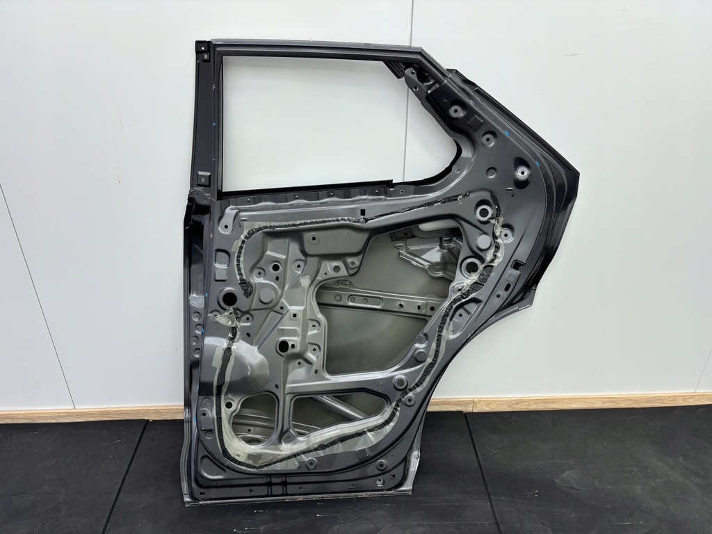 фото №14, Toyota chr ii 2023r- дверь задние правое задняя
