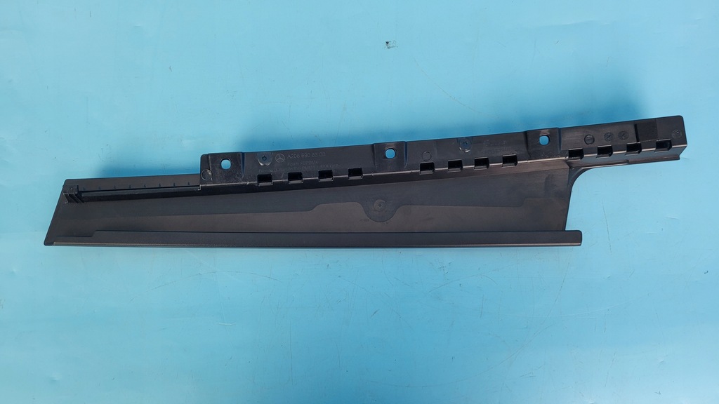 фото №6, Mercedes-benz c s206 outer left середня стійка trim молдинг a2066906300 original