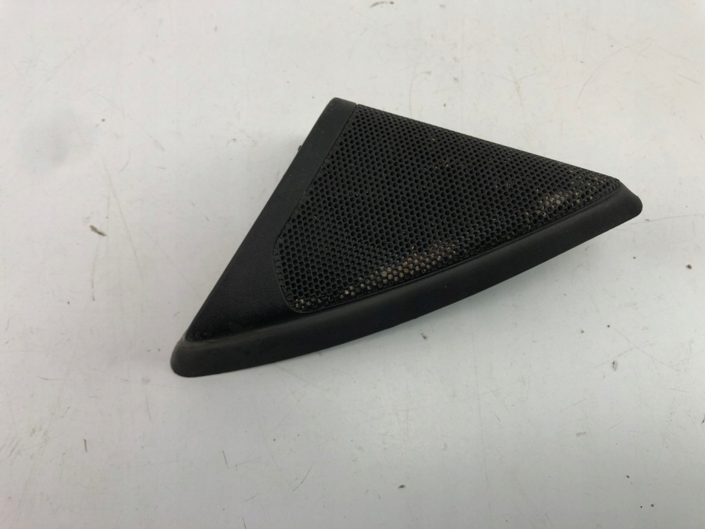 фото №1, Opel. insignia трикутник захист динамік лівий правий 13240050