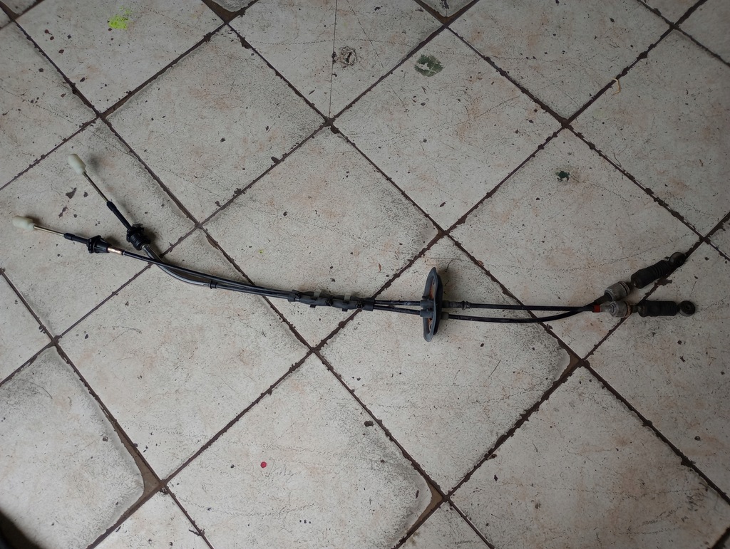 фото №1, Mitsubishi grandis 2,4 тросы переключения передач