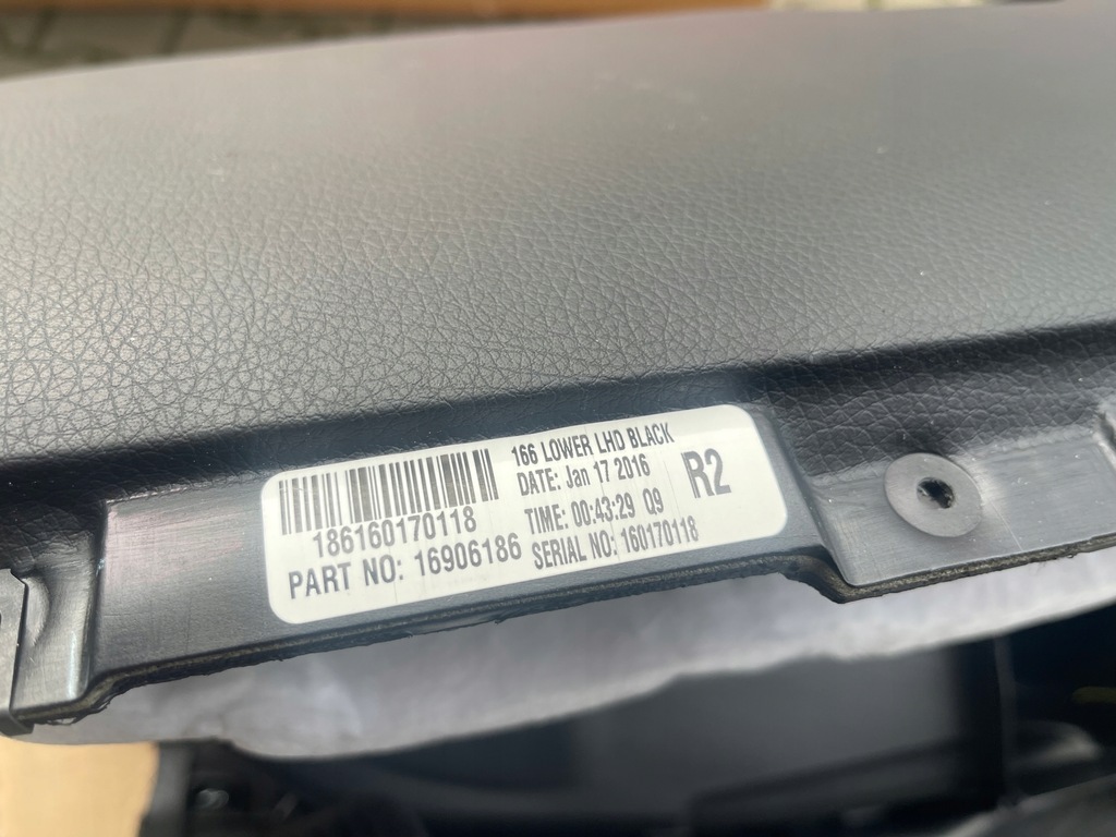 фото №13, Mercedes gl gle gls x166 a292 приборная панель приборная консоль amg nić czerwona