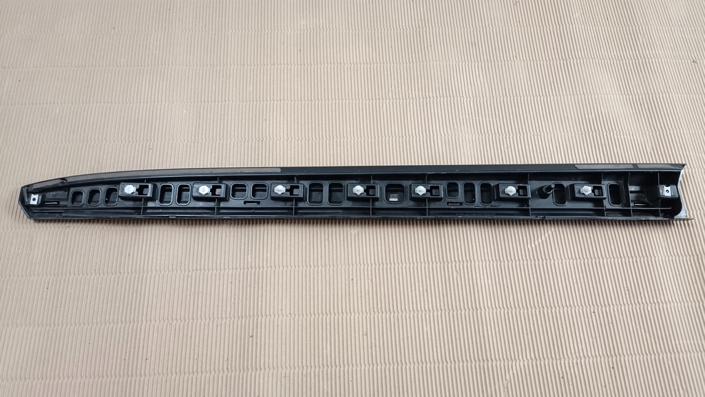 фото №11, Молдинг двері перед передня права vw arteon 3g8853970b