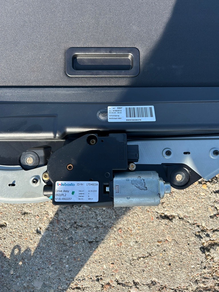 фото №9, Bmw 1 e87 моторчик люк kompletny 6922257