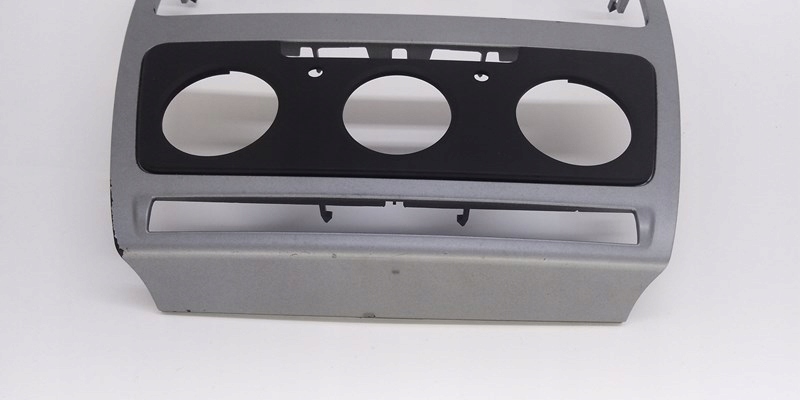 фото №2, Skoda octavia ii lift рамка радио панель обдув