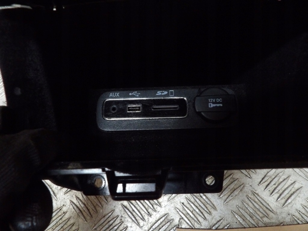 фото №3, Jeep grand cherokee wk2 lift попільничка 14-