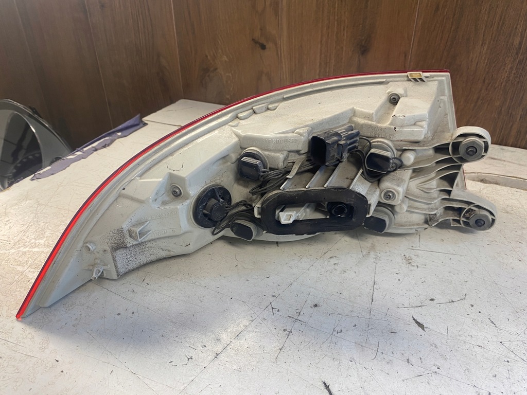 фото №11, Jaguar xe лампа правый задняя led