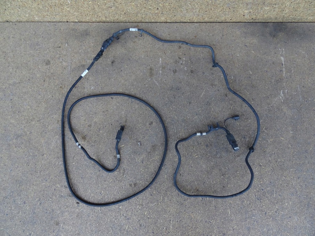 фото №1, Audi q3 8u 2.0 tdi шланг дроти трубки adblue 5n0131983a 5n0131984a