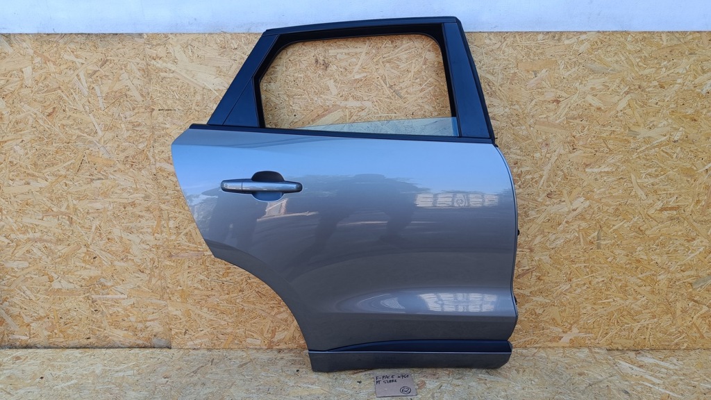 фото №1, Jaguar f-pace x761 дверь полный правый задняя правое серые